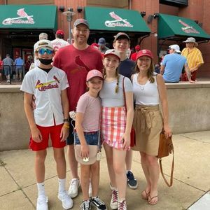 Meet your Posher, Leslie